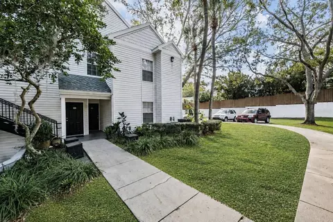 3274 Haviland Ct #101, Palm Harbor, FL 34684