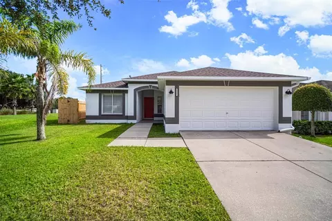3217 Pine Top Dr, Valrico, FL 33594
