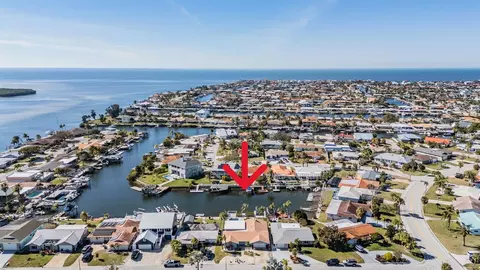 5001 Marlin Dr, New Port Richey, FL 34652