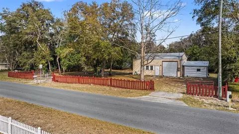 10581 E Buck Ln, Floral City, FL 34436