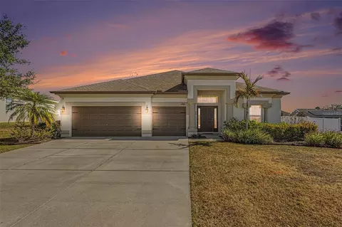 12324 Loopback Dr, San Antonio, FL 33576