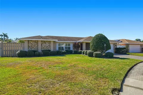 13442 105th Ave, Largo, FL 33774