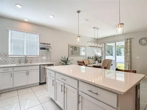 Kitchen - 9526 Clarkwild Pl, Seffner, FL 33584 photo 2 of 9