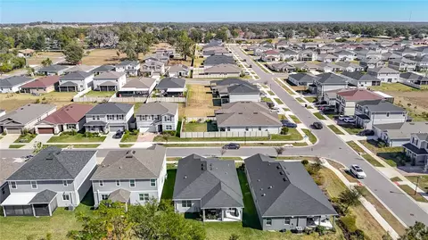 View/Area - 9526 Clarkwild Pl, Seffner, FL 33584 photo 2 of 3