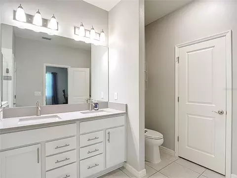 Bath - 9526 Clarkwild Pl, Seffner, FL 33584 photo 1 of 6
