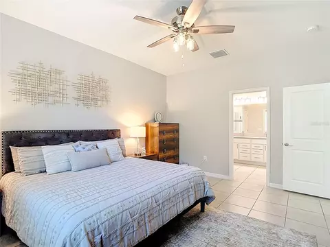 Bedroom - 9526 Clarkwild Pl, Seffner, FL 33584 photo 2 of 10