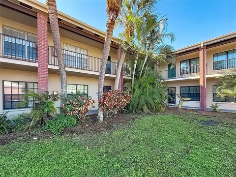1020 85th Ave N #119, Saint Petersburg, FL 33702