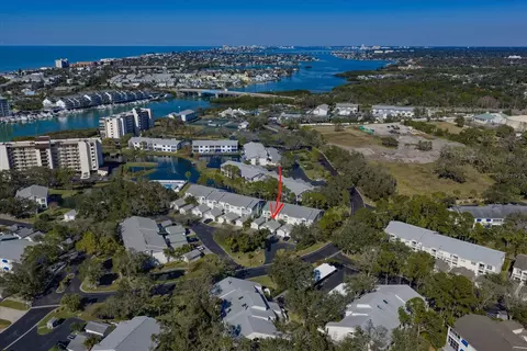 11500 Shipwatch Dr #1360, Largo, FL 33774