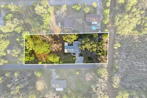 1045 N Fan Palm Pt, Crystal River, FL 34429