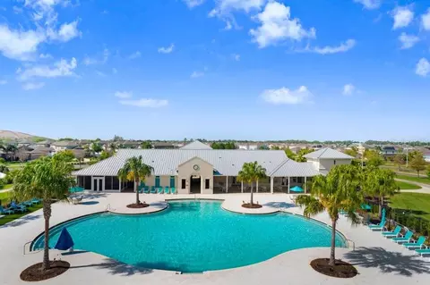 Exterior - 10932 Carlton Fields Dr, Riverview, FL 33579 photo 4 of 5