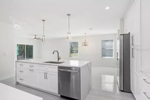 Kitchen - 10932 Carlton Fields Dr, Riverview, FL 33579 photo 4 of 4