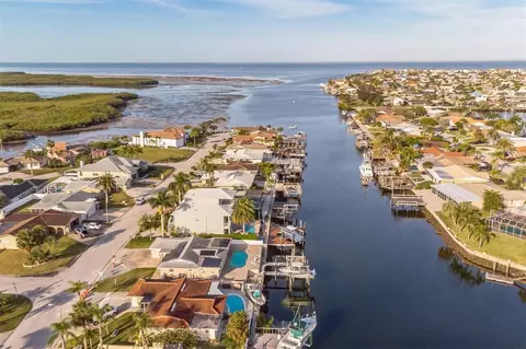 3939 Rudder Way, New Port Richey, FL 34652