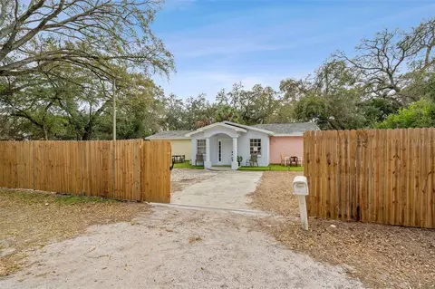 4105 E Knollwood St, Tampa, FL 33610