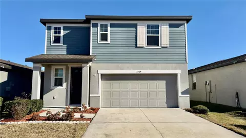 3204 Fresno Pl, Zephyrhills, FL 33541