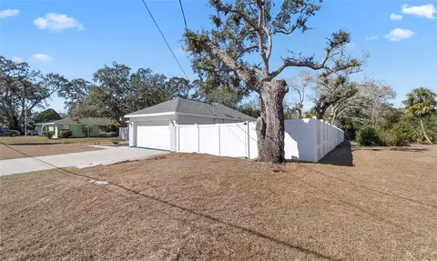1007 Tryon Cir, Spring Hill, FL 34606 photo 6