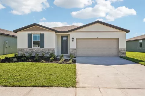 121 Outback Hideaway Ave, Nokomis, FL 34275