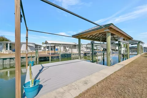 129 E Saint Lucia Loop, Apollo Beach, FL 33572 photo 3