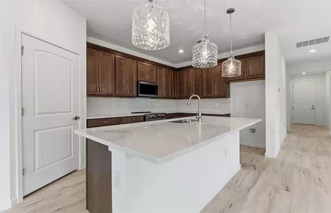 Kitchen - 8395 SW 58th Loop, Ocala, FL 34481 photo 1 of 1