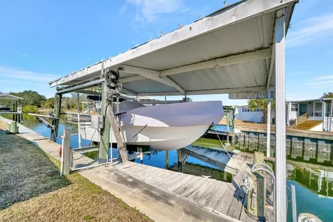 132 W Saint Lucia Loop, Apollo Beach, FL 33572 photo 34