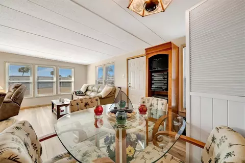132 W Saint Lucia Loop, Apollo Beach, FL 33572 photo 17