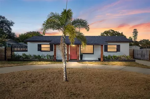 775 39th Ave NE, Saint Petersburg, FL 33703