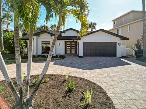 567 Baywood Dr S, Dunedin, FL 34698