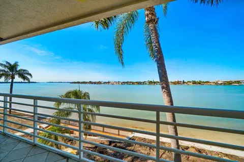 6083 Bahia Del Mar Cir #358, Saint Petersburg, FL 33715