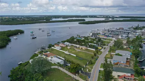 3306 W Shell Point Rd, Ruskin, FL 33570 photo 6