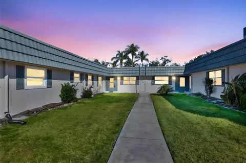 1811 Bedford Ln #148, Sun City Center, FL 33573