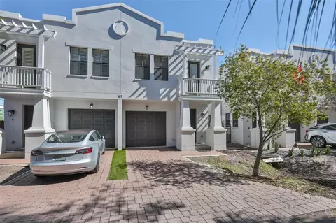 107 S Packwood Ave #C, Tampa, FL 33606