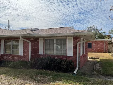 Exterior - 2004 S Riverside Dr, Edgewater, FL 32141 photo 2 of 7