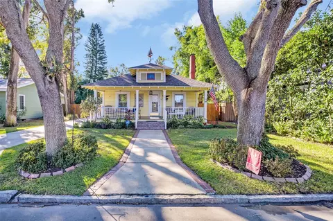 903 E Mcberry St, Tampa, FL 33603