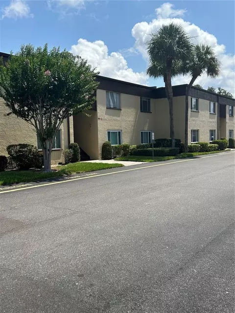 645 N Keene Rd #D, Clearwater, FL 33755