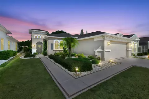 413 Noble Faire Dr, Sun City Center, FL 33573
