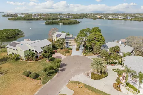 600 Soundview Dr, Palm Harbor, FL 34683