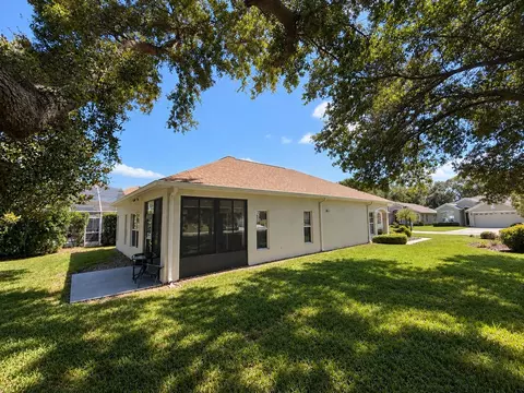Exterior - 11911 Valley Falls Loop, Spring Hill, FL 34609 photo 4 of 6