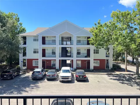 2360 SW Archer Rd #304, Gainesville, FL 32608