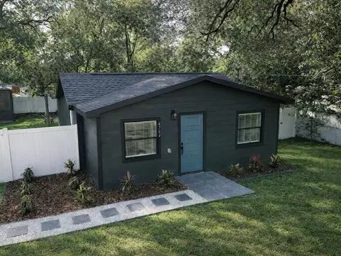 6704 N 11th St, Tampa, FL 33604