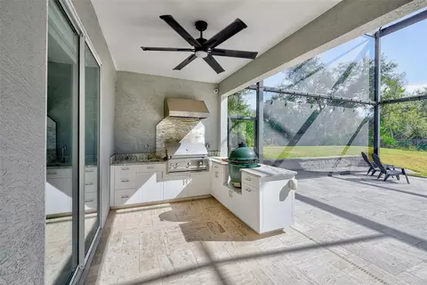 Kitchen - 3410 26th Ave E, Bradenton, FL 34208 photo 11 of 12