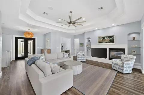 Living - 3410 26th Ave E, Bradenton, FL 34208 photo 3 of 6