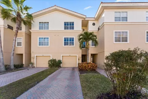 5627 Red Snapper Ct, New Port Richey, FL 34652