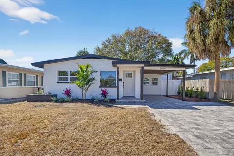 5018 Chancellor St NE, Saint Petersburg, FL 33703
