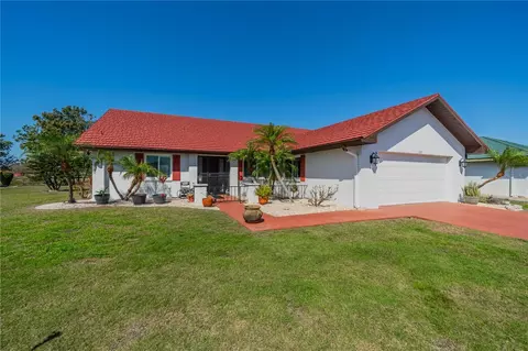1723 Wolf Laurel Dr, Sun City Center, FL 33573