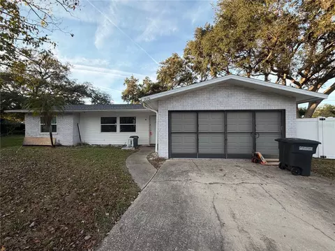 2076 Butternut Cir W, Clearwater, FL 33763