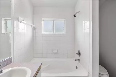 Bath - 6229 Olivedale Dr, Riverview, FL 33578 photo 5 of 5