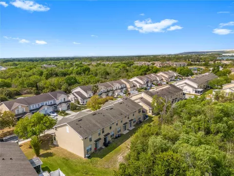 View/Area - 6229 Olivedale Dr, Riverview, FL 33578 photo 6 of 11