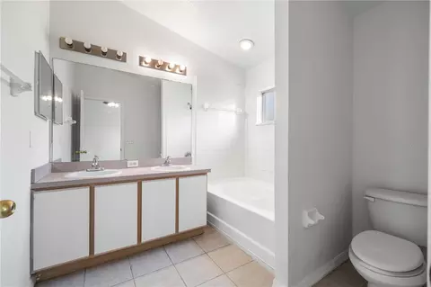Bath - 6229 Olivedale Dr, Riverview, FL 33578 photo 3 of 5