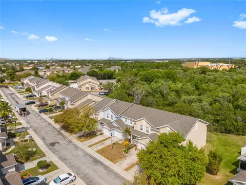 View/Area - 6229 Olivedale Dr, Riverview, FL 33578 photo 2 of 11