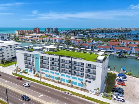 400 150th Ave #501, Madeira Beach, FL 33708
