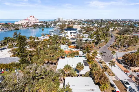3110 W De Bazan Ave, Saint Pete Beach, FL 33706
